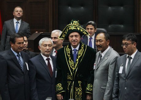 Başbakan ERDOĞAN'dan Fidan ve Özel'e Destek 