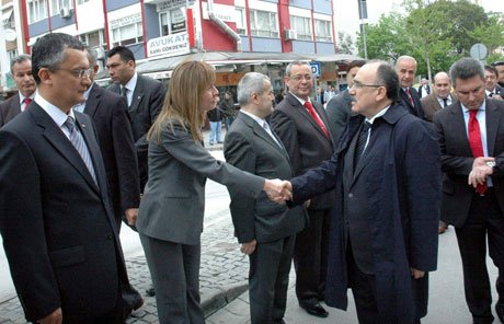 Başbakan Yardımcısı Beşir Atalay