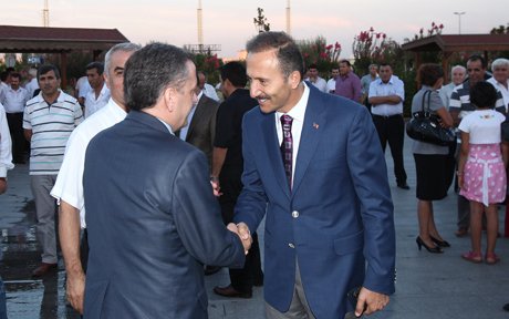 Başkan Yeniay İşadamları​yla İftarda Buluştu
