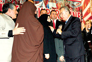 Milletvekili dokunulmazlığı kaldırılmalı