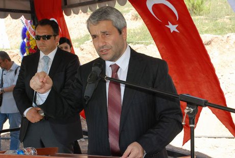 Bilim, Sanayi ve Teknoloji Bakanı Nihat Ergün