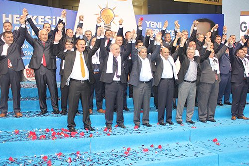 Biz şahsımız için değil, ülkemiz için çalışıyoruz