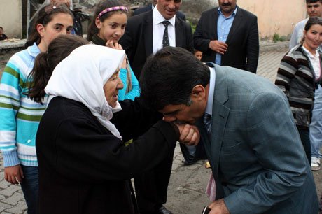 Bozkuş, Kentsel Tasarım Projesi çalışmalarını inceledi