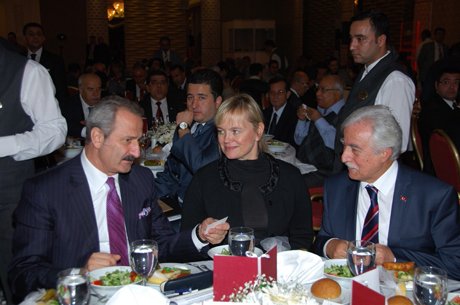 Çağlayan'dan Aldırmaz'a destek