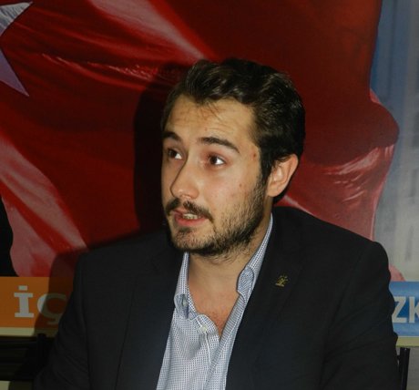 Can Danyeli, 2071 yılından partililere seslendi. 