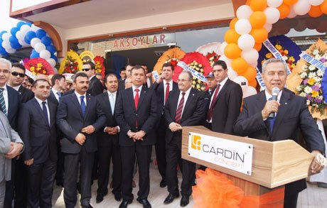 Cardin Concept showroom açılışını Arınç yaptı. 