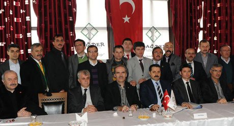 Çelik ile Dağ-Der üyelerini bir araya getirdi