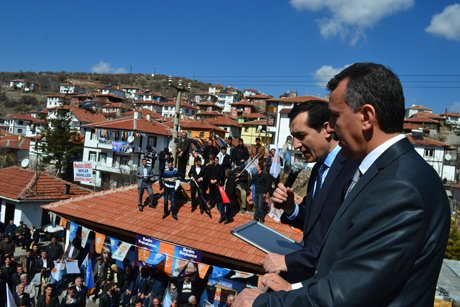 CEYLAN,Adem Ceylan Parkı’nın açılışına katıldı.
