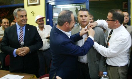 CHP ve MHP’den 70 kişi AK Parti'ye katıldı. 