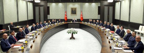 Cumhurbaşkanlığı Sarayı’nda kabine toplantısı