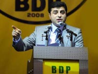 BDP Selahattin Demirtaş İle Yola Devam Ediyor!