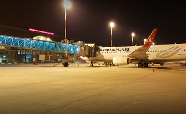 Diyarbakır Havalimanı uçuş trafiğine kapatıldı