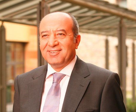Doğan Holding'in yeni CEO'su Yahya Üzdiyen