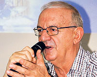 Atilla Dorsay; 'Ne olur Yerli Dizileri izlemeyin'