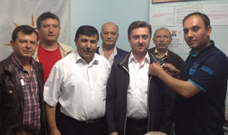 DP’den istifa ederek AK Parti’ye geçti.