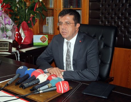 Ekonomi Bakanı Nihat Zeybekci