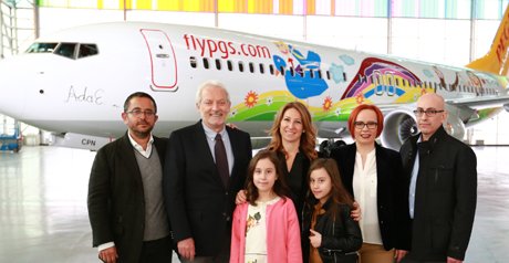 En özel uçağa çok özel boyama 