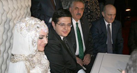 Enes ile Merve'nin nikah şahidi Devlet! 