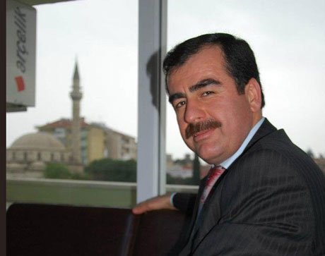Erdem,Vefakar hizmet adamını kaybettik