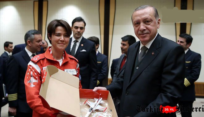 Erdoğan Türk Yıldızları Pilotlarını Kabul Etti