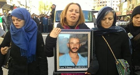Fırat Yılmaz Çakıroğlu son yolculuğuna uğurlandı