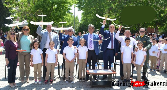 Geleceğin 196 pilot adayı sertifikalarını aldı 