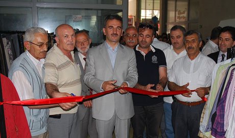 Gemlik Belediyesi “Sevgi Mağazası” açtı. 