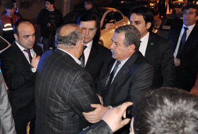  Güler,Dinler'in ailesine taziye ziyaretinde bulundu.