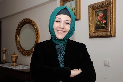 Gültekin, aday adaylığı için kolları sıvadı. 