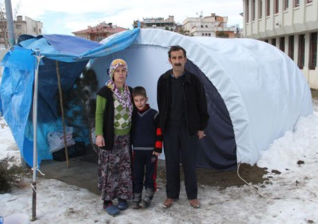 Günay'ın deprem bölgesinde 