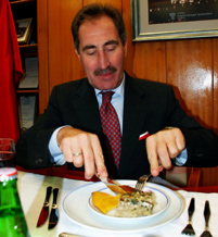 GÜNAY'A HAMSİLİ PİLAV İKRAMI 