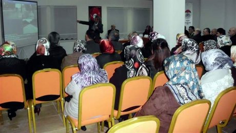 Güneş, AK Parti ilçe teşkilatı ile buluştu