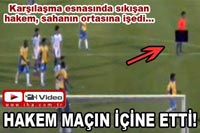 Sahanın Ortasına İşedi.