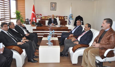 Halil Özcan'dan Ticaret Borsası'na ziyaret