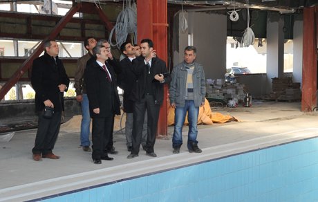 Havuzu sadece hanımlar kullanabilecek