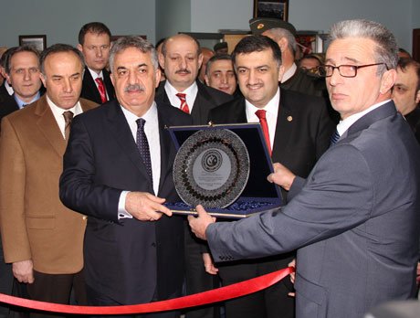 Hayati Yazıcı Rize Basın Merkezi'ni açtı