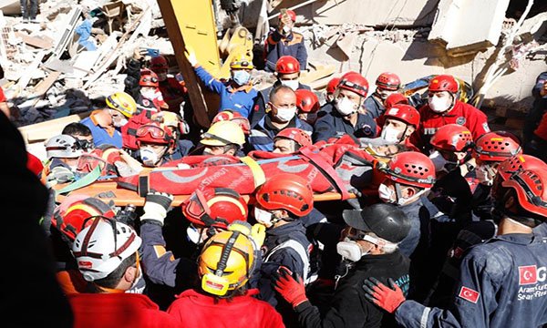 İBB Arama kurtarma ekipleri çalışmalarını sürdürüyor