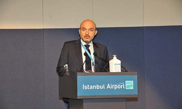 İstanbul Havalimanı'nda koronavirüs paneli 