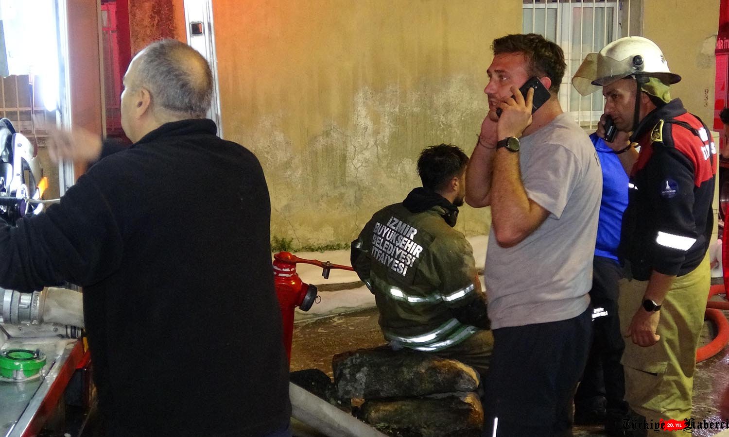 İzmir’de tekstil atölyesinde yangın