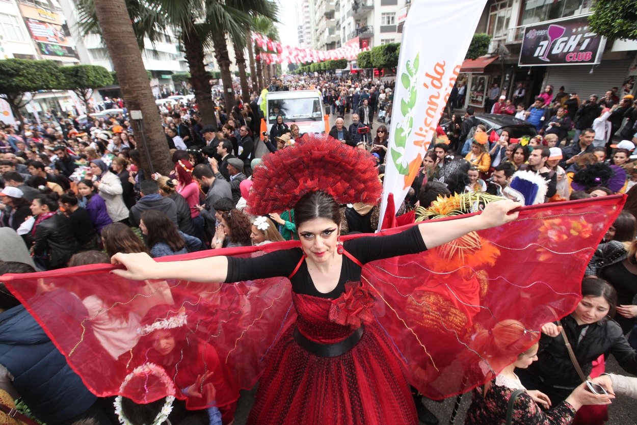 Karnaval Adana Ekonomisini Coşturacak