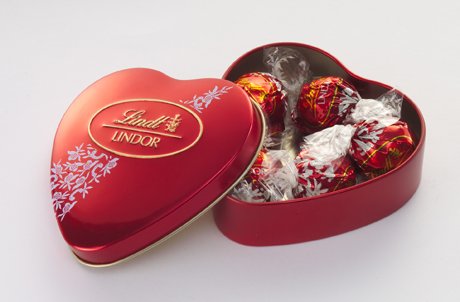 Karşı konulmaz çikolata aşkı; LINDOR