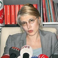'Hukuk Devletinin Önüne Koskocaman Bir Kaya Düşmüştür'
