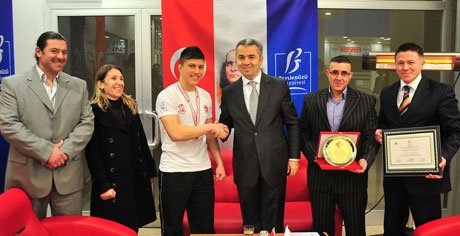Kick Boks Kulübü Başkan Yusuf Uzun'u ziyaret etti.