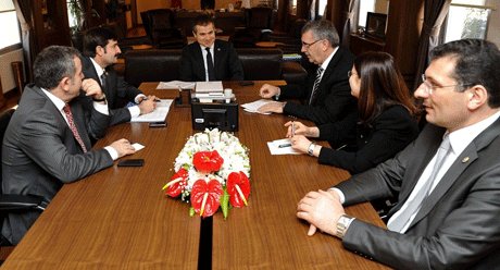 Kılıç,Sakarya'da yeni projeleri açıkladı