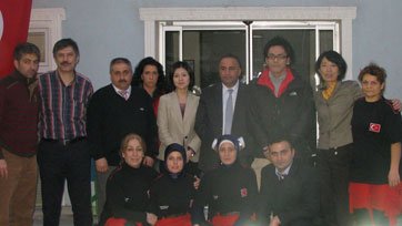 Konnai'den Bahçelievler'e sürpriz ziyaret