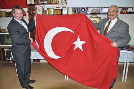 Kocamaz,Hizmet Ödülüne layık görüldü.