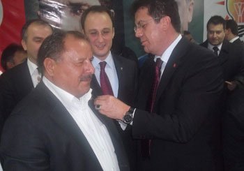 Kudret Gürkaynak, AK Parti'ye geçti.