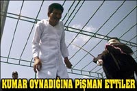 Kumar Oynadı! Halk Önünde Kırbaçlandı! 