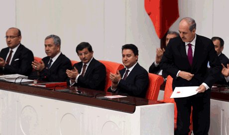  Kurtulmuş ve  Ala yemin etti. 