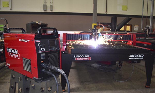 Lincoln Electric plazma kesme makinesi: FlexCut 125